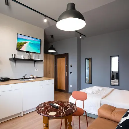 Compact Chic Design Tirana