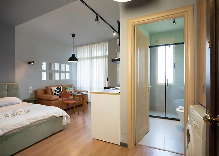 Compact Chic Design 公寓