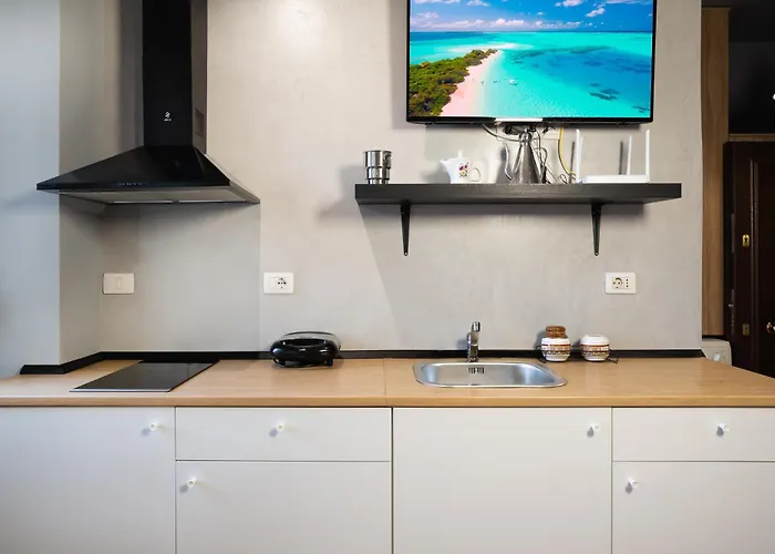 Compact Chic Design Tirana